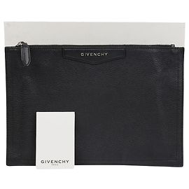Givenchy Pochette Antigona Medium Noir