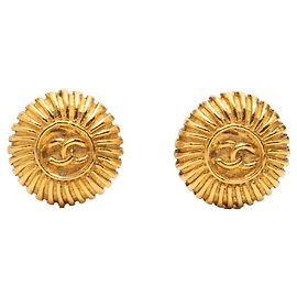 Chanel Vintage Coco Mark Gold Plated Clip Earrings Golden