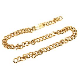 Cinturón de cadena con placa de logotipo dorado Chanel Dorado