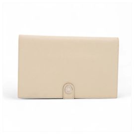 Hermès Hermes Long Wallet in Evercolor Leather Beige