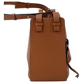 Loewe Bolsa de ombro tiracolo Hammock Small Marrom