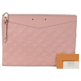 Louis Vuitton Pochette Daily Rose