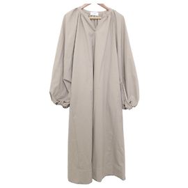 Autre Marque emmi Relaxy Volume Sleeve Dress Black Beige