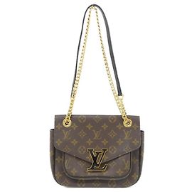 Bolsa de Ombro Louis Vuitton Monogram Passy Marrom