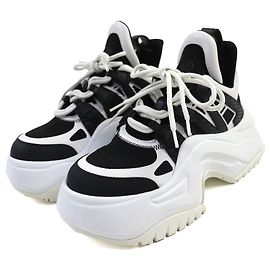 Louis Vuitton Sneakers Black White