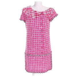 Chanel COCO Button Tweed Kleid Pink