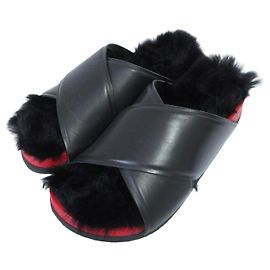 Céline CELINE Cross Belt Shearling Flat Sandals Black Red