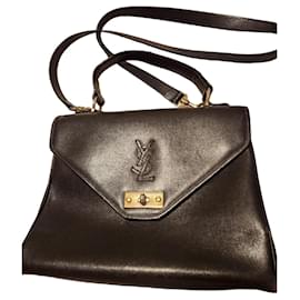 Sac à main Yves Saint Laurent Cassandra en cuir noir Noir