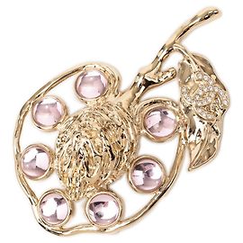 Broche Chanel Coco Mark Bijou Motif Fruit Dourado Roxo
