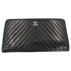 Chanel Compact Wallet Quilted Lambskin Black
