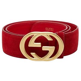 Cintura in pelle rossa con Interlocking G di Gucci Rosso