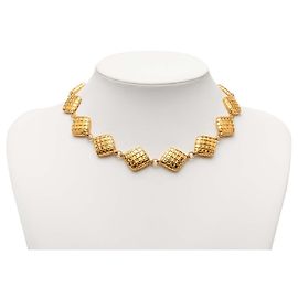 Collar Choker Chanel Diamond Motif Rhombus Bean Dorado