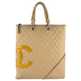 Bolsa de couro Chanel Cambon Line Bege