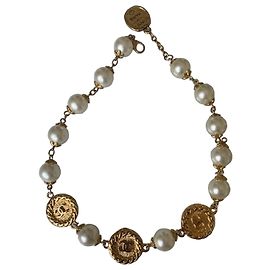 Chanel Pulseira de Pérolas e Elos Dourados Branco Dourado