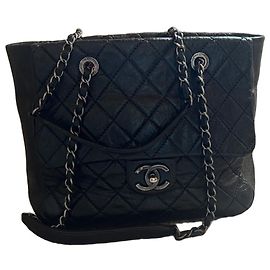 Chanel black quilted leather handbag Black