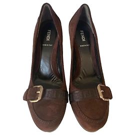 Chaussures à talons Fendi en daim marron Marron