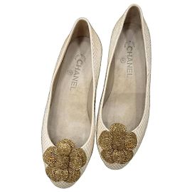Chanel Metallic Gold Ballet Flats - Size 38 pre-owned Other