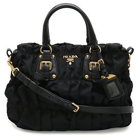 Prada Tessuto gesteppte Tote Bag Schwarz