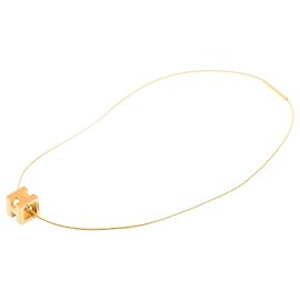 Colar com pingente de gaiola de ouro laqueado banhado a ouro Hermès Outro Pescaria