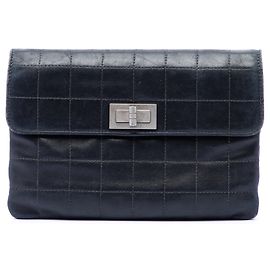 Pochette Chanel Black Choco Bar Lambskin Reissue 2.55 Flap Noir