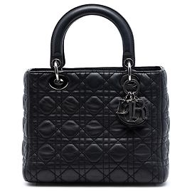 Lady Dior aus schwarzem Cannage-Lammleder, Medium Schwarz