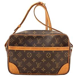 Louis Vuitton Trocadero PM Schultertasche Monogramm