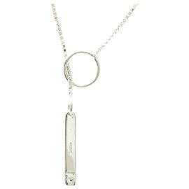 Collar Lariat Gucci en oro blanco de 18K Plata