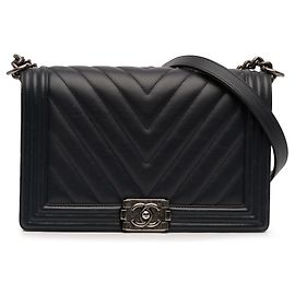 Chanel Black Medium Chevron Lambskin Boy Flap Noir