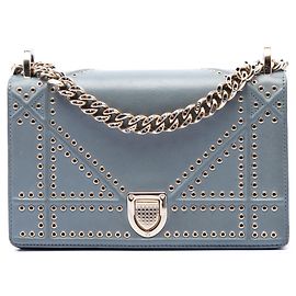 Dior Blue Small Studédé en cuir de veau Diorama Crossbody Bleu Bleu clair