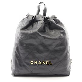 Chanel 22 Large Backpack/Handbag in Black Leather Black