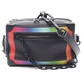 Bolsa de ombro Louis Vuitton Mini Soft Trunk Taiga Rainbow Preto Multicor