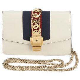 Gucci Sylvie 494646 Leder Schultertasche mit Kette Aus weiß
