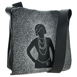 CHANEL Coco Mademoiselle Shoulder Bag Leather Black Silver CC Auth 178522SAM Black Silvery
