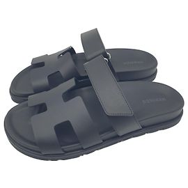 Hermès Leather Sandal Chypre, noir, Calfskin, 36 Black