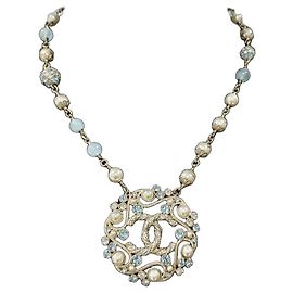 Colar Chanel B19 de resina aquamarine e pérolas seminovo Outro