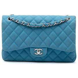 Chanel Blue Jumbo Classic Caviar Double Flap Azul