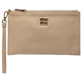 Clutch Miu Miu de piel de cabra beige Madras Beige