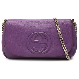 Gucci Bolsa transversal Soho Chain Flap em couro de bezerro roxo, tamanho Medium Roxo