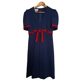 Gucci Navyblaues Woll-Midikleid mit rot-blauer Web-Schleife Rot Blau Andere