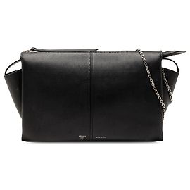 Céline Clutch de couro preto com aba sanfonada e corrente Celine Preto