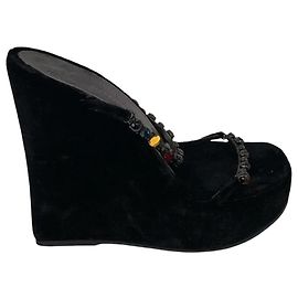 Sandali con zeppa Giuseppe Zanotti in velluto nero e strass Nero