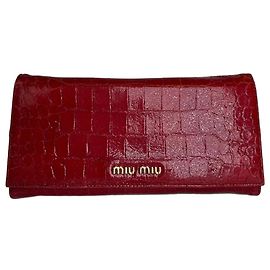 Cartera lisa vintage Miu Miu roja Roja