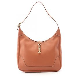 Hermès Bolsa de Ombro Hermes Trim 31 Gold Marrom