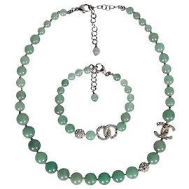 Conjunto de Colar e Pulseira Verde Chanel Primavera/Verão 2015 Usado Outro