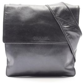 Borsa a tracolla Chanel in pelle nera Nero