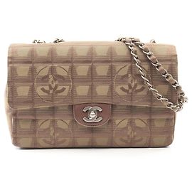 Bolsa de Ombro Chanel New Travel Line Marrom