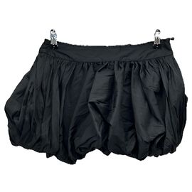 Autre Marque Schwarzer bauschiger Minirock CONTESSA MILLS Schwarz