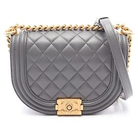 Bolsa de ombro Chanel Boy Small em cinza Marrom