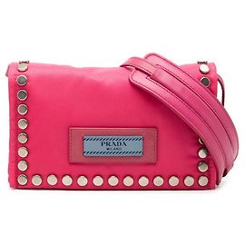 Borsa a tracolla con borchie Prada Rosa