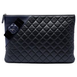 Chanel Black Large Quilted Lambskin Camellia O Case Clutch Black